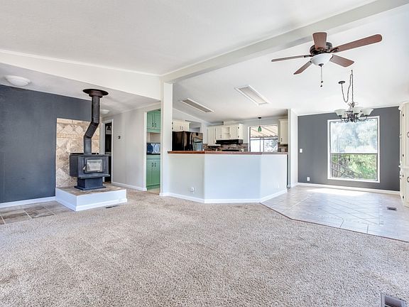 5th image of 6061 Chrysler Cir
