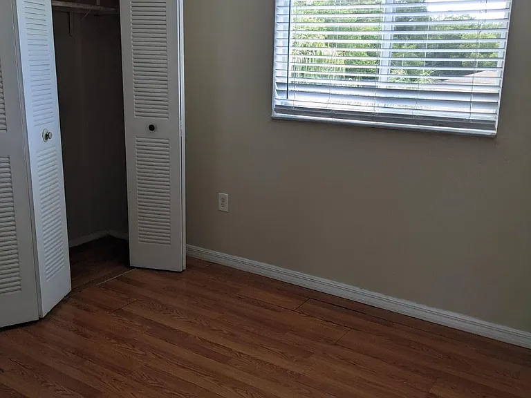 4809 Grand Blvd #15 — Photo 5