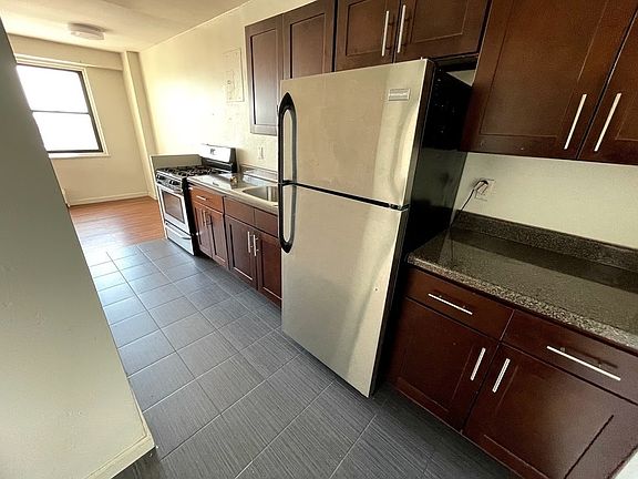 3rd image of 1700 Bedford Ave APT 22D