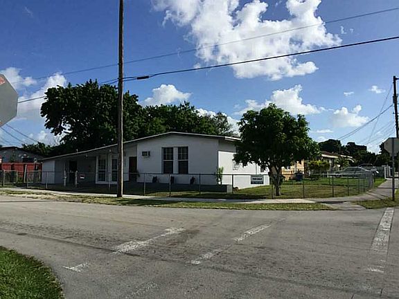 2nd image of 5001 NW 31st Ave