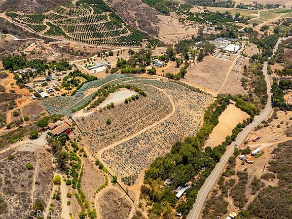 2nd image of 35775 Rice Canyon Rd