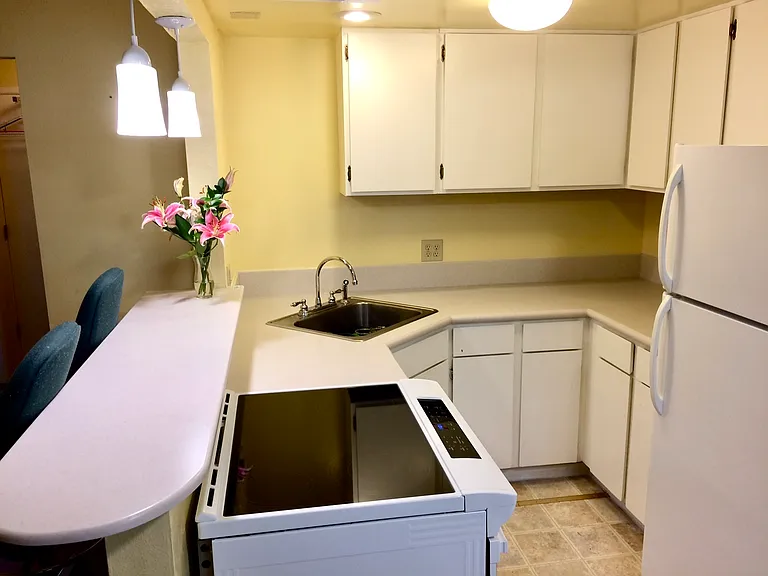 1301 Iowa St #18 — Photo 2