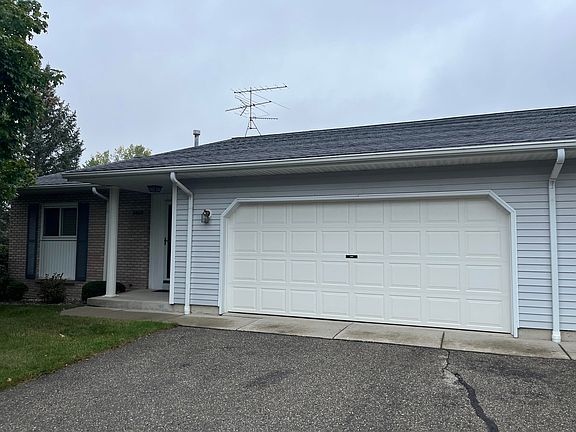 2nd image of 6459 Leisure Creek Dr SE