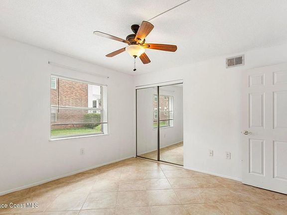 5th image of 190 E Olmstead Dr Unit B7