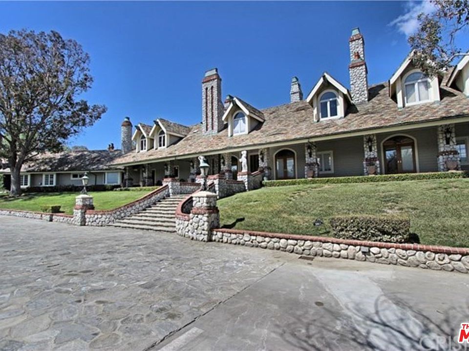 1st image of 26920 Rolling Hills Ave