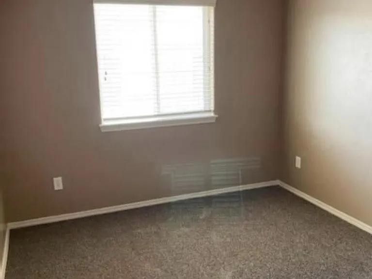 1861 Hoodie Ln — Photo 10