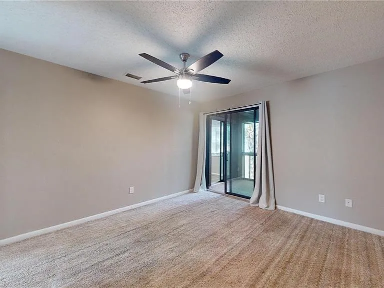 202 Pine Cone Trl — Photo 21