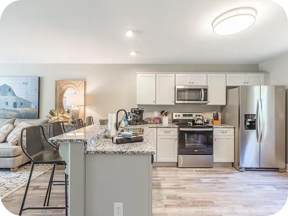 2 bed, 1200 sqft, $2,000 — Photo 3