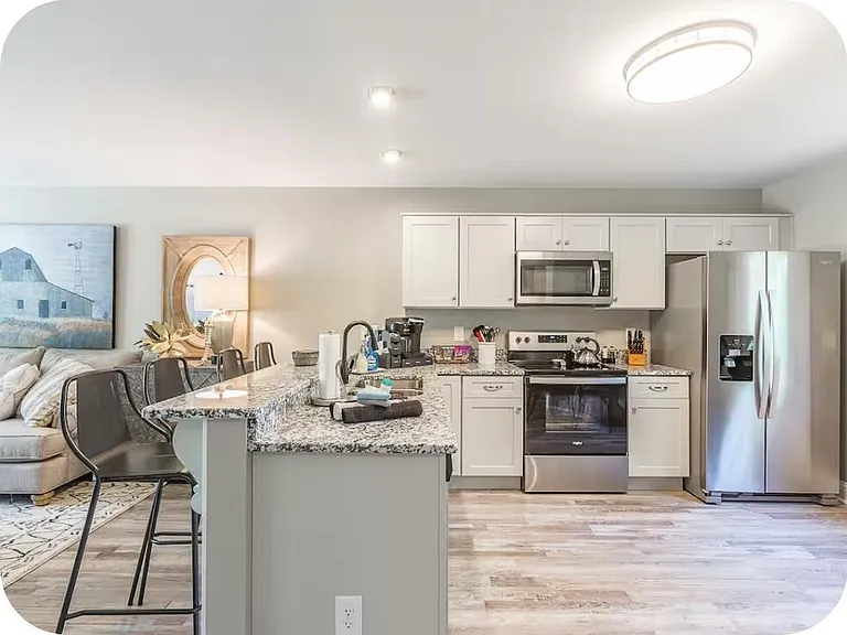 501 W Varnell Rd — Photo 3