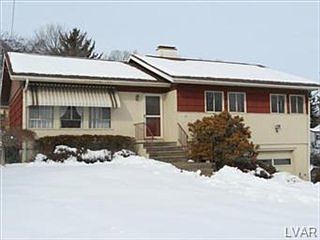 1st image of 2415 Lawnherst Ave