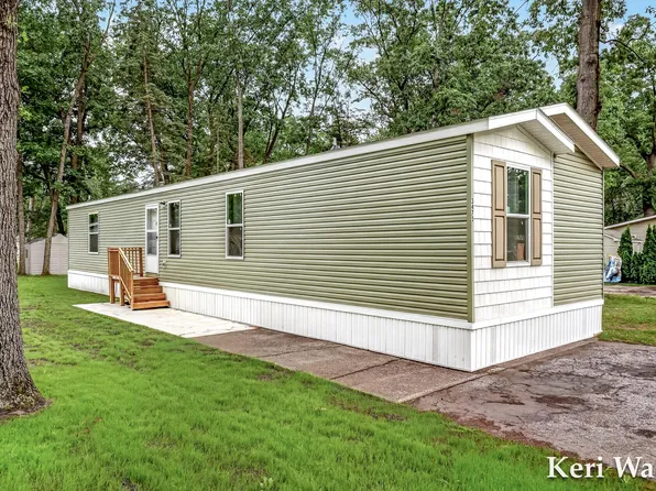 3475 Cedar Rd, Twin Lake, MI 49457