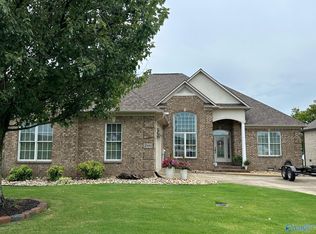 2940 Peninsula Dr, Athens, AL 35611