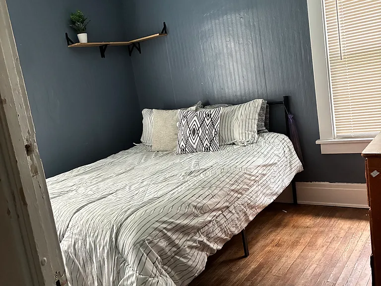 49 Winspear Ave — Photo 6