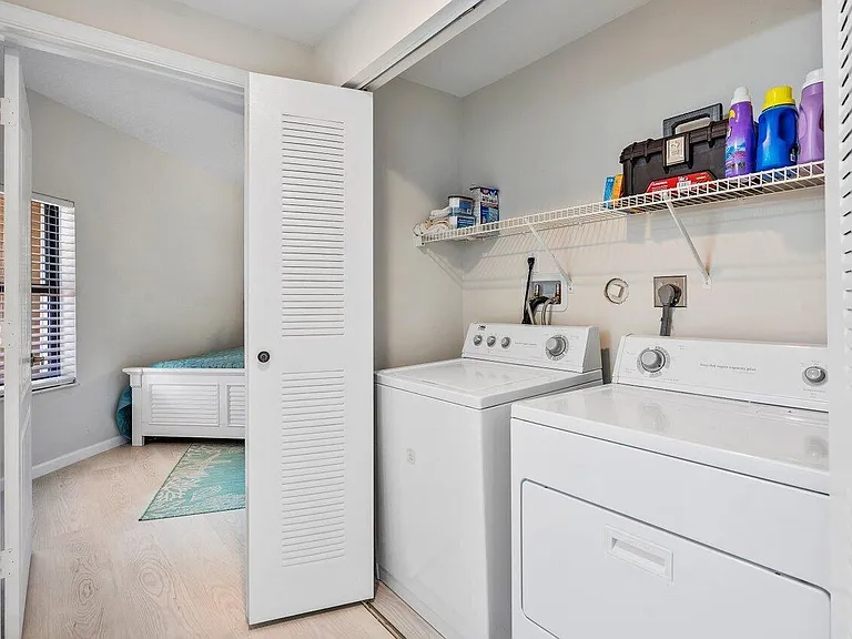300 Uno Lago Dr #304 — Photo 19