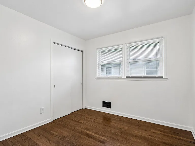 2223 Grove Ave — Photo 15