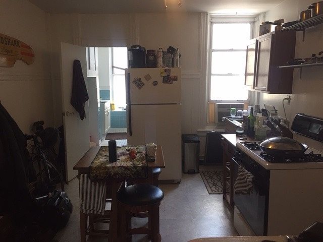2nd image of 921 Park Ave #1ST