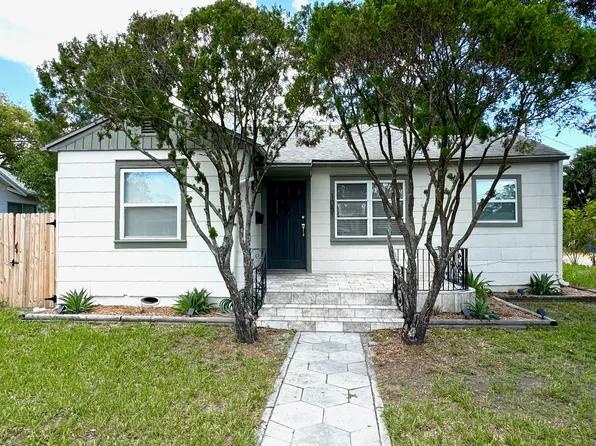 1051 32nd Ave N, Saint Petersburg, FL 33704