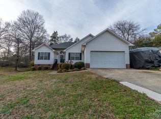 1360 Whispering Pines Dr, Concord, NC 28025