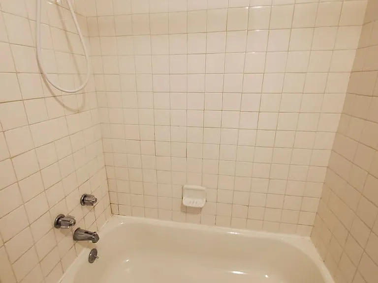 1320 Maple St. (Duplex) — Photo 3