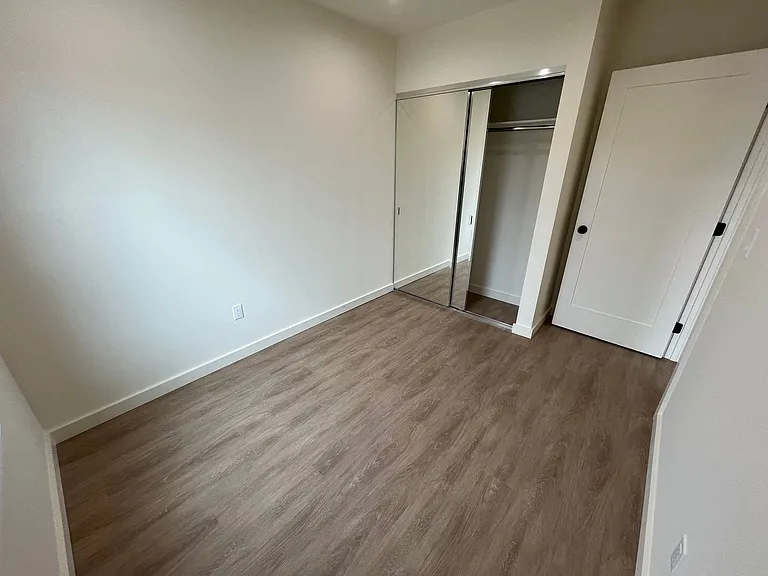 Newly Remodeled 2 Bed 1 Bath Unit in PB — Photo 20