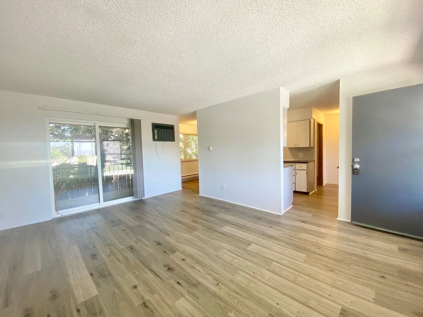 4507 Hillcrest Dr #I photo 1