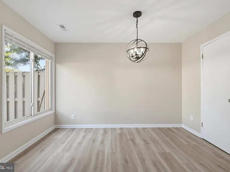 744 Cordell Way — Photo 14