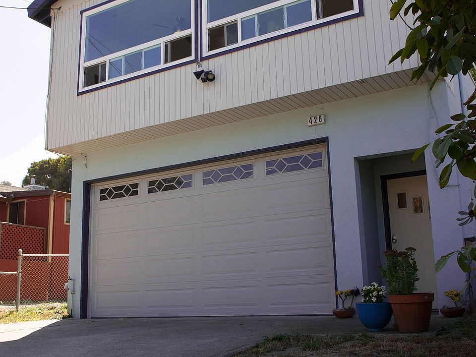 1st image of 426 Carmel Ave