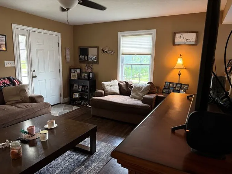 2294 S Samuel Ln — Photo 4
