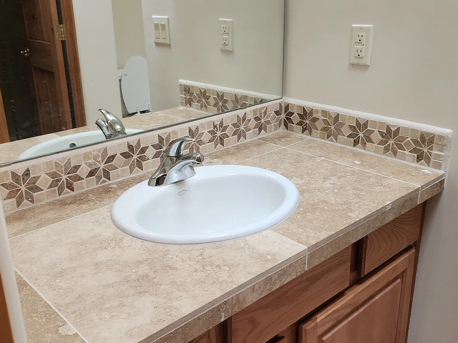 2 bed, 1205 sqft, $2,250 — Photo 4
