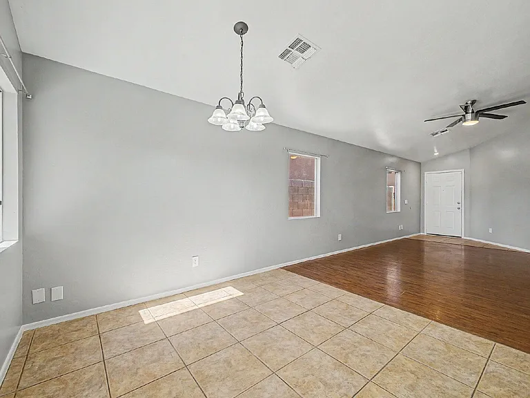 14718 N 154th Ln — Photo 12