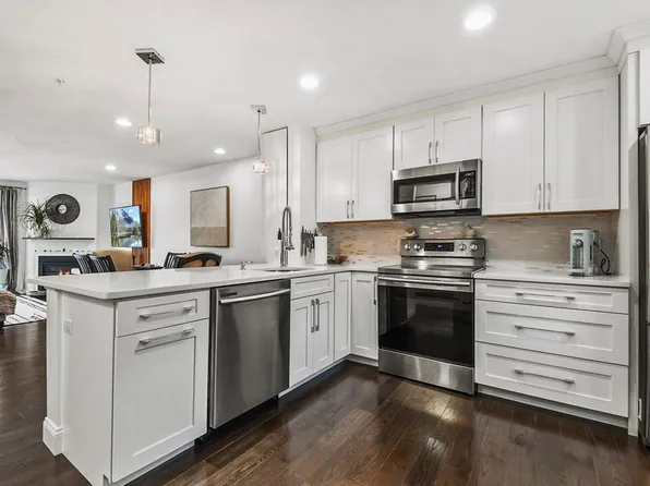 3 Landing Way #3, Lakeville, MA 02347