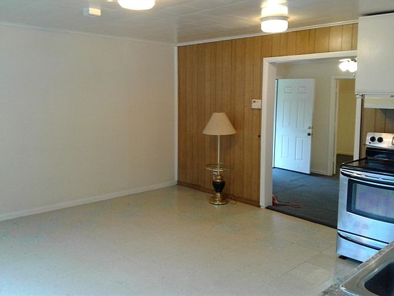 4th image of 2636 N Quaker Ave #B