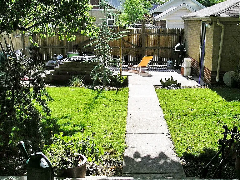 3145 N Columbine St — Photo 15