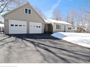 64 Farview Dr, Sanford, ME 04073