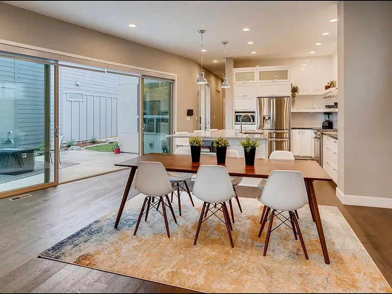 9761 Taylor River Cir — Photo 5