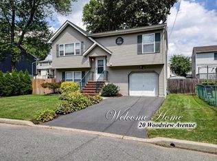 20 Woodview Ave, Fords, NJ 08863