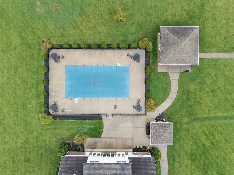 268 Turnberry Cir — Photo 46