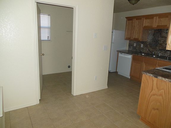 3rd image of 205 Lydia Dr APT A