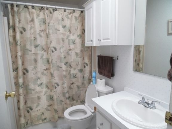 5th image of 209 Lake Huron Dr