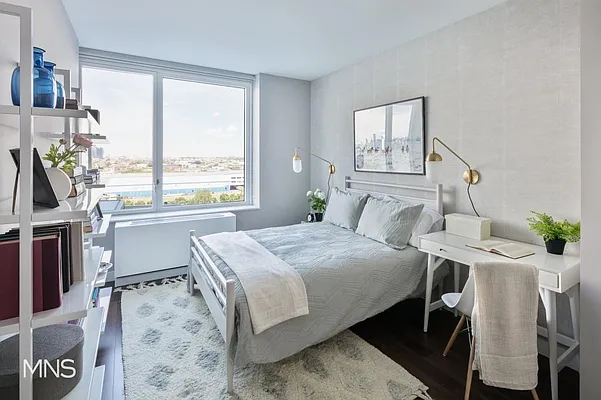 Rented by MNS Marketing | media 132