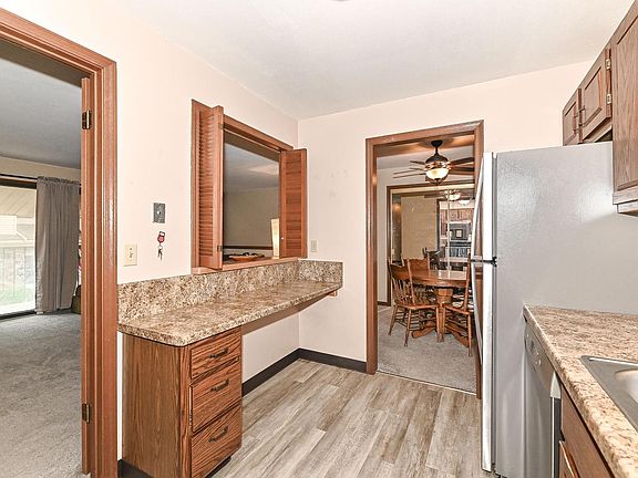 4th image of 6640 Mariner DRIVE #202