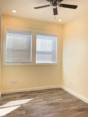 1618 3/4 Firestone Blvd — Photo 4