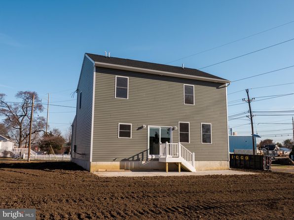 190 High St, Glendora, NJ 08029