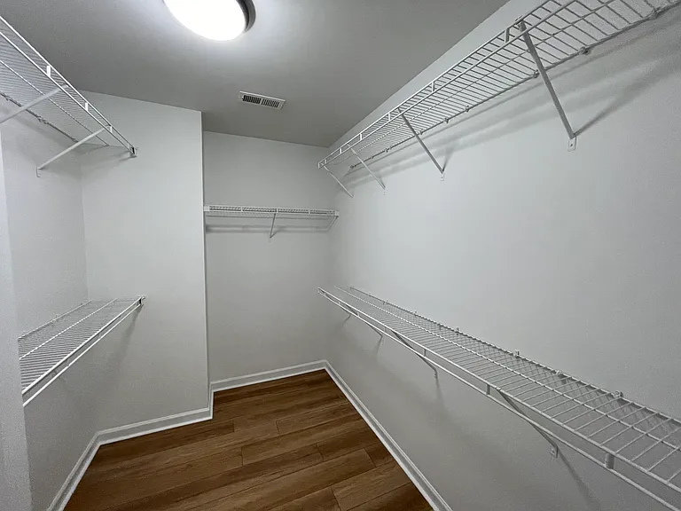 9033 McAlwaine Preserve Ave — Photo 17