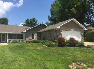 3 Arbor Ln, Glen Carbon, IL 62034