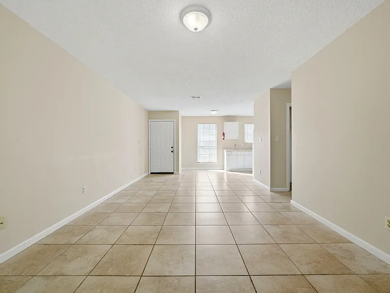 6415 Schoel Ln — Photo 4