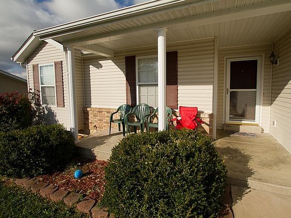 2nd image of 91 Canterbury Dr