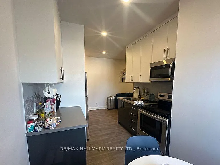 595 Saint Clair Ave W #11 — Photo 11