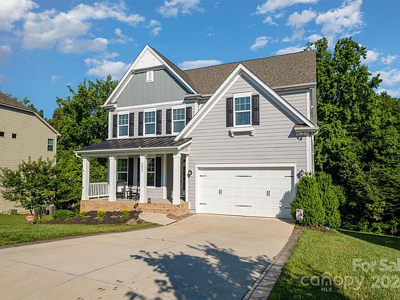 2nd image of 3052 Woodlands Creek Dr