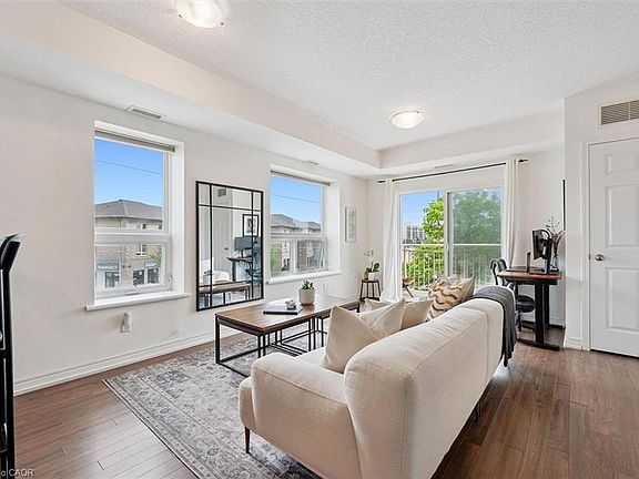 4th image of 901 Paisley Rd #309